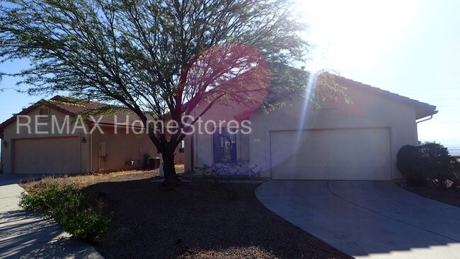 Foto del edificio - 1527 Cottonwood Canyon Dr