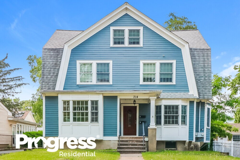 314 3rd St, Dunellen, NJ 08812 House for Rent in Dunellen, NJ