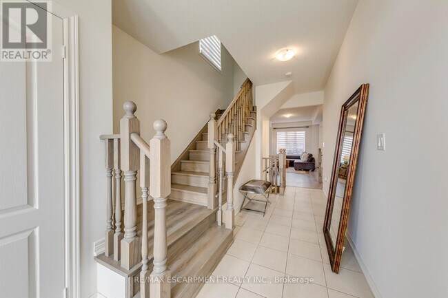 Building Photo - 407 Skinner Rd