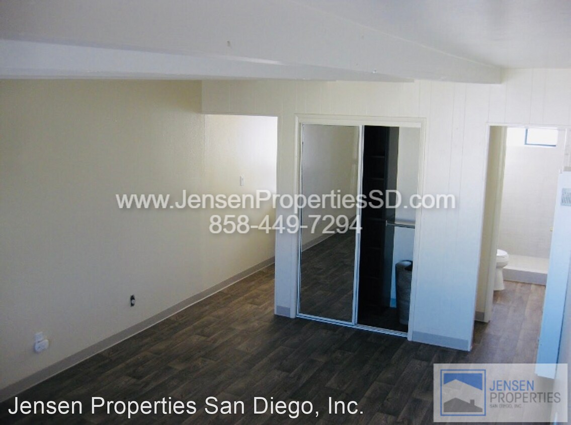 Building Photo - 3239 Mission Blvd