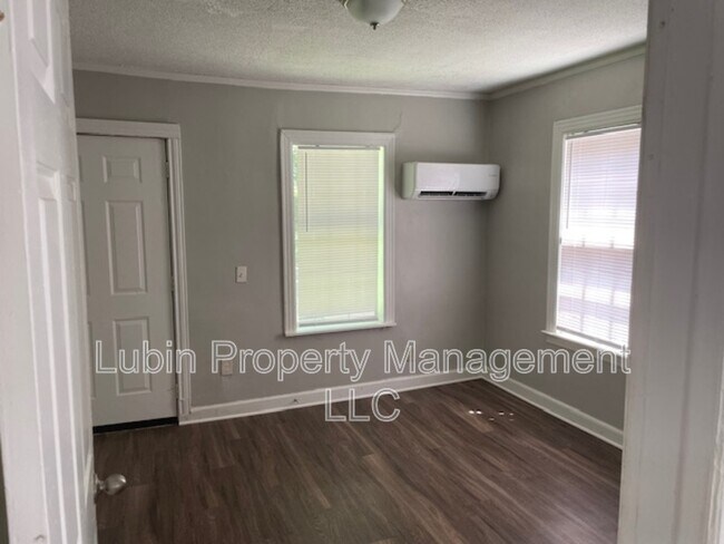 Foto del edificio - 3448 Carrington Rd
