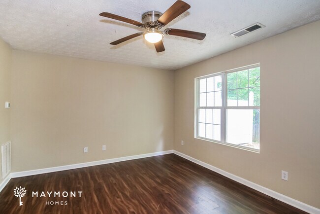 Foto del edificio - 3326 Waldrop Trail