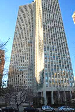 Primary Photo - 2626 N Lakeview Ave