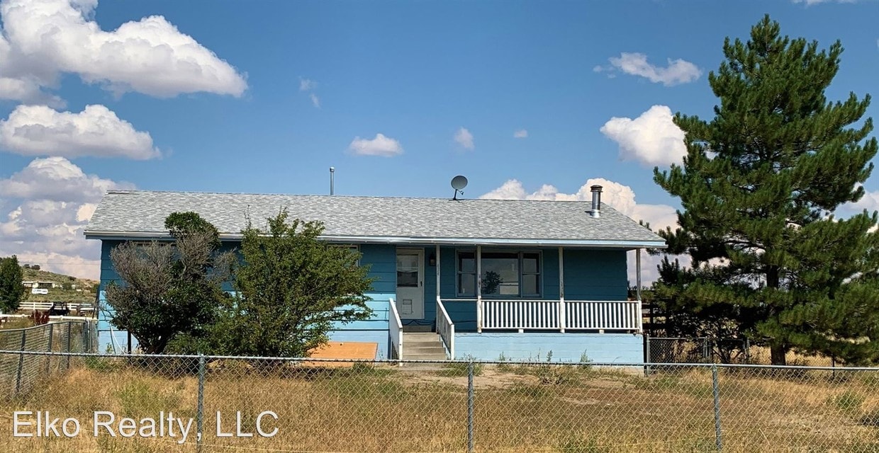 6 br, 2 bath House 434 Lily Plc House for Rent in Spring Creek, NV