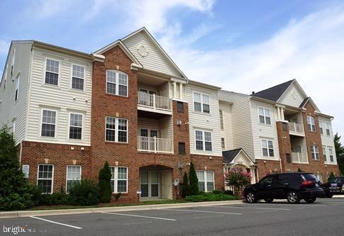 Building Photo - 6216 Westchester Park Dr