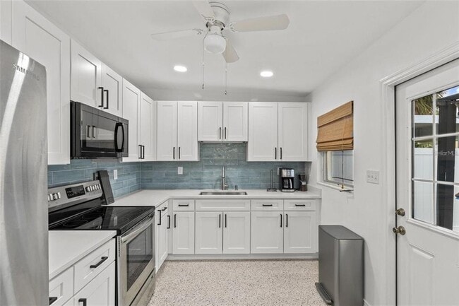 Foto del edificio - 11040 2nd St E