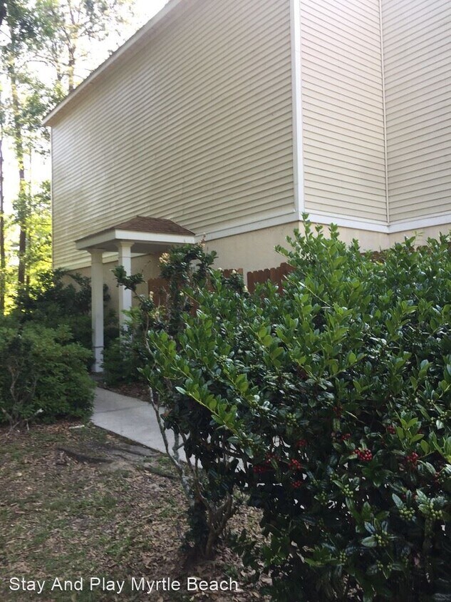 Primary Photo - 6840 Blue Heron Blvd