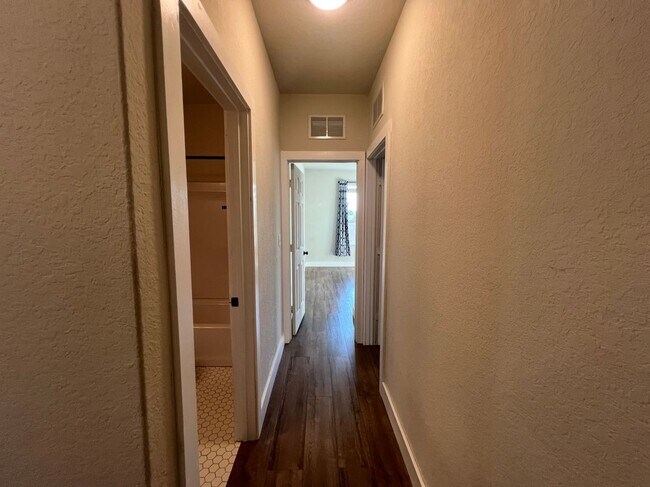 Foto del edificio - 146 Texas Thistle