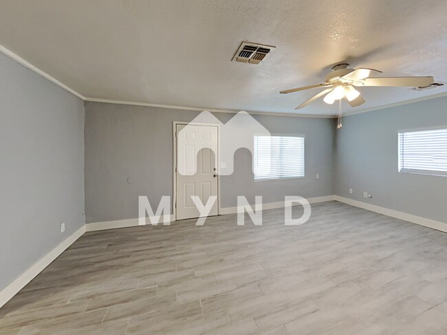 Building Photo - 2128 W Georgia Ave
