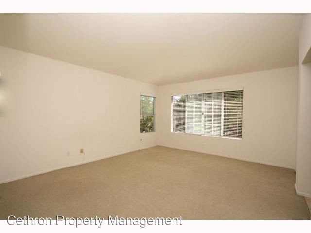 Building Photo - 3963 Via Holgura