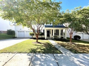Building Photo - 12231 Fullerton Ct