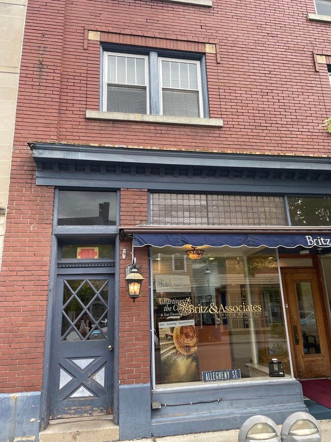 Building Photo - 319 Allegheny St