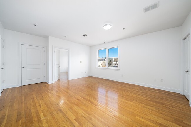 Foto del edificio - 528 47th St