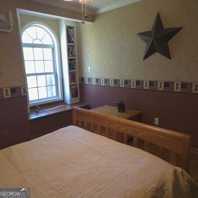Foto del edificio - 3666 Lakewood Ct
