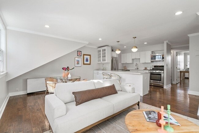 Building Photo - 27 Bowdoin St