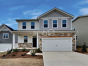 Building Photo - 180 Larragan Dr