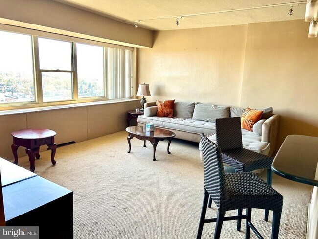 Foto del edificio - 1200 Marlton Pike East