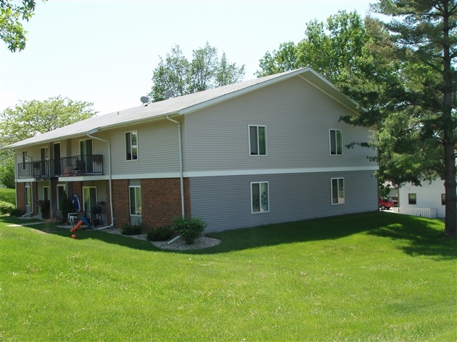 Building Photo - Mt. Horeb Apartments