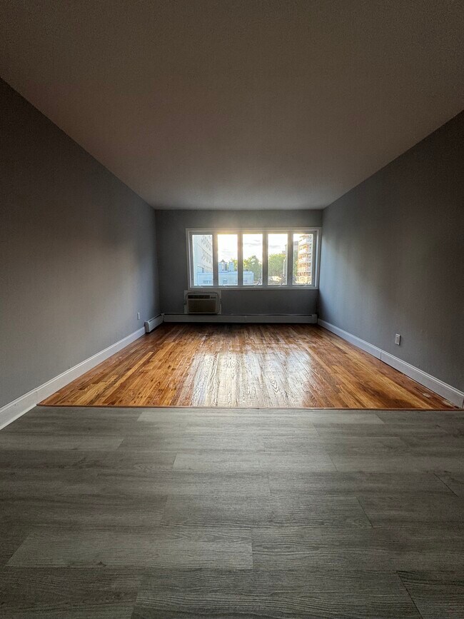 LIVING ROOM - 2828 Brigham St