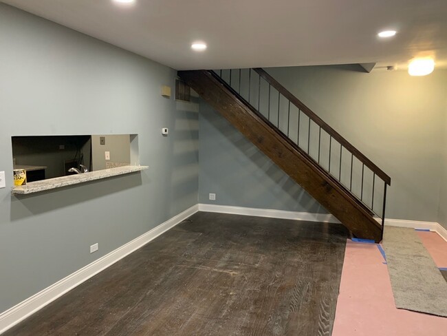 Foto del edificio - 325 Arrowhead Ln