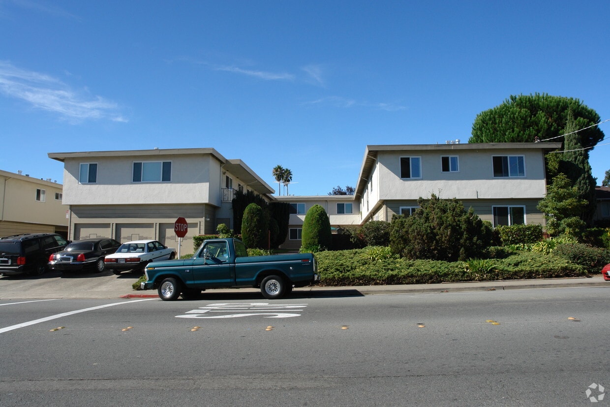 Building Photo - 1019 Magnolia Ave