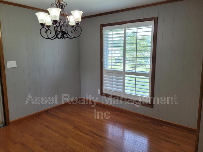 Foto del edificio - 505 Tedlo Ln