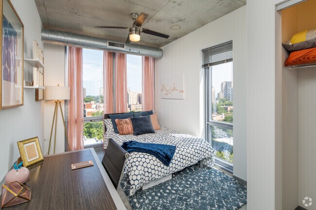 2 habitaciones, 2 baños, dormitorio principal de 774 pies cuadrados - Vue 53