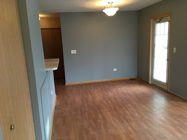 Building Photo - 1622 McClure Rd