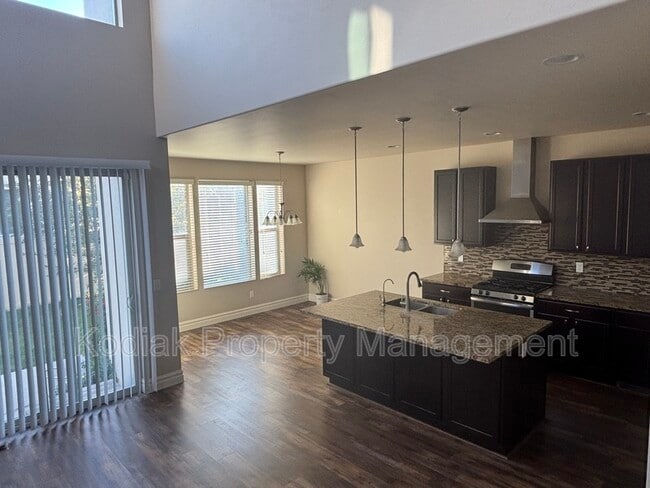 Building Photo - 13284 S Herriman Rose Blvd