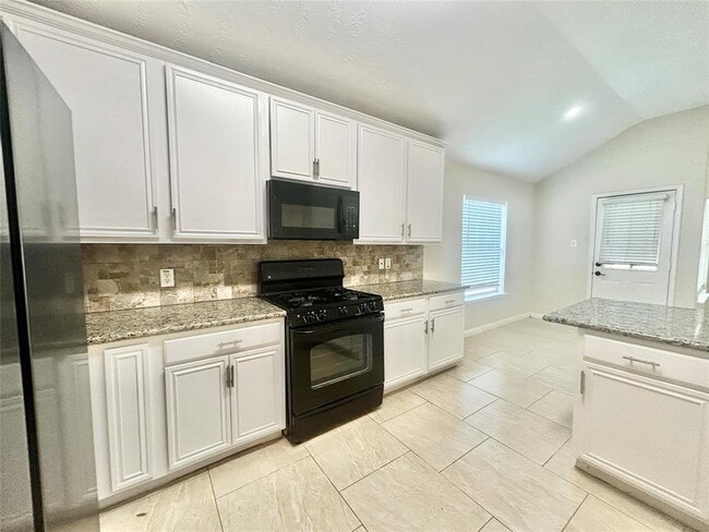 Foto del edificio - 18235 Bonham Oaks Ct