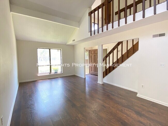 Building Photo - 35 Brighton Cir