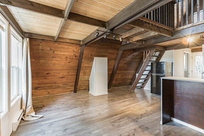 Foto del edificio - 550 E Trails End Dr