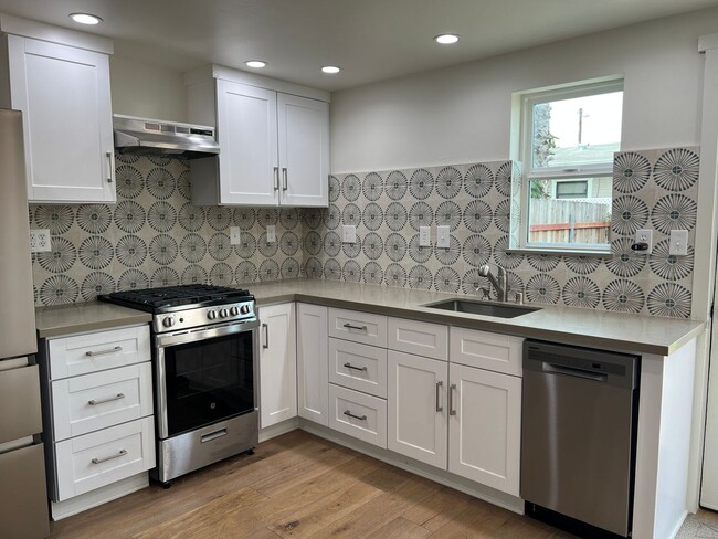 Foto del edificio - Midtown Ventura Charmer!