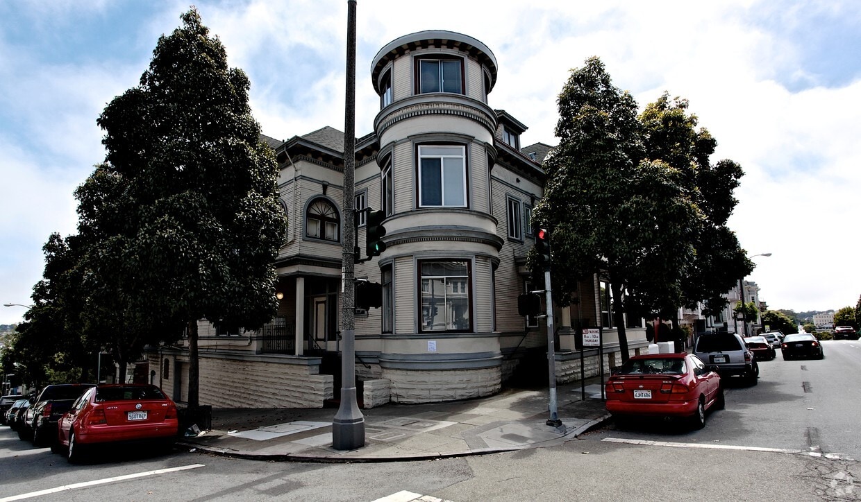 Primary Photo - 901 Fell St