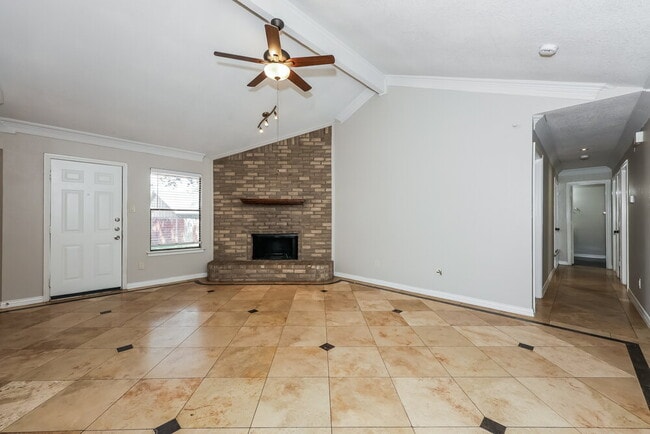 Building Photo - 3400 Meadowmoor St