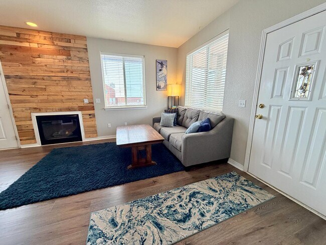 Foto del edificio - 106 Deer Trail Dr