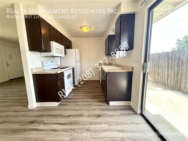 Foto del edificio - 9069 W Ruth St