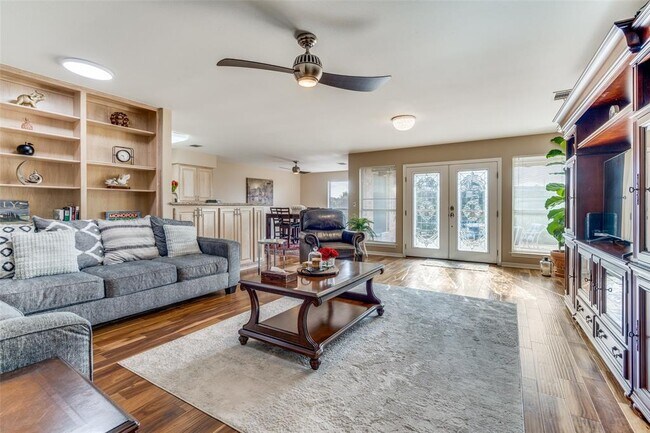 Building Photo - 5710 Misty Hill Cove