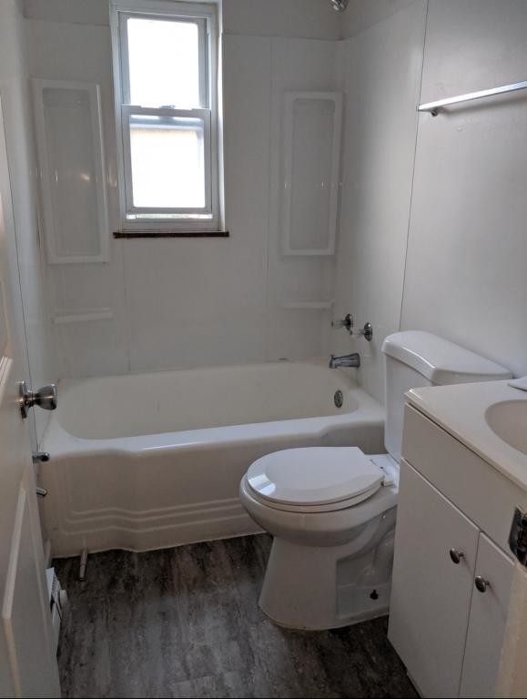 Foto del edificio - 35 Gahl Ter.  Apt. D