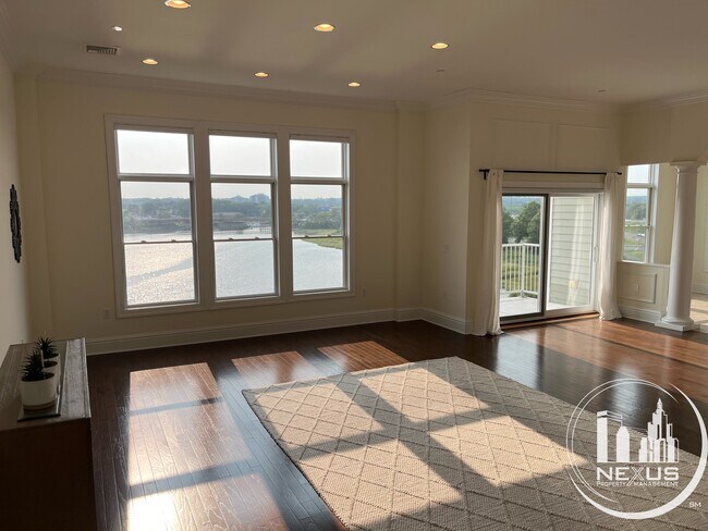 Foto del edificio - 200 Harbour Close