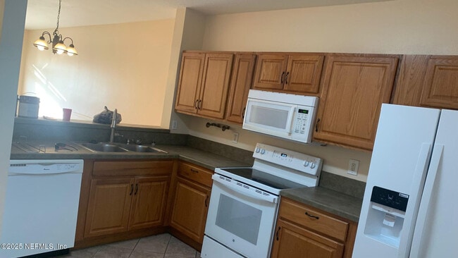 Building Photo - 8230 Dames Point Crossing Blvd