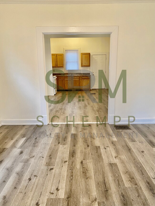 Foto del edificio - Updated Three Bedroom in West Louisville-Section 8 Accepted