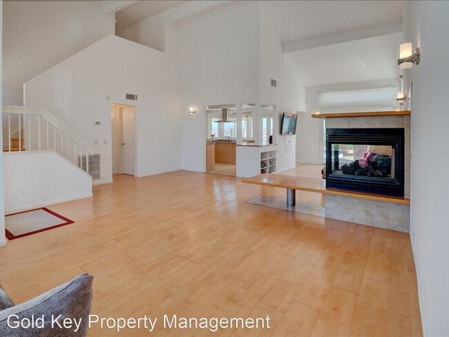 Foto del edificio - 4 br, 2.5 bath House - 4644 Telescope Ave