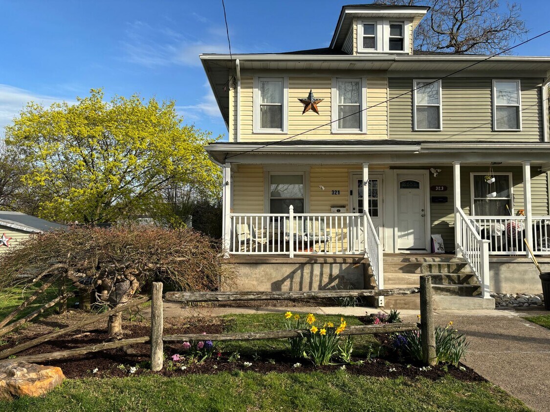Primary Photo - 321 Woodland Ave