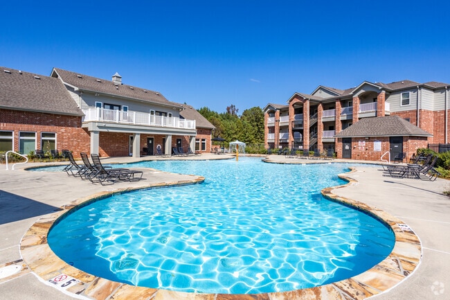 The Fairways at Auburn I/II - The Fairways at Auburn I/II Apartments