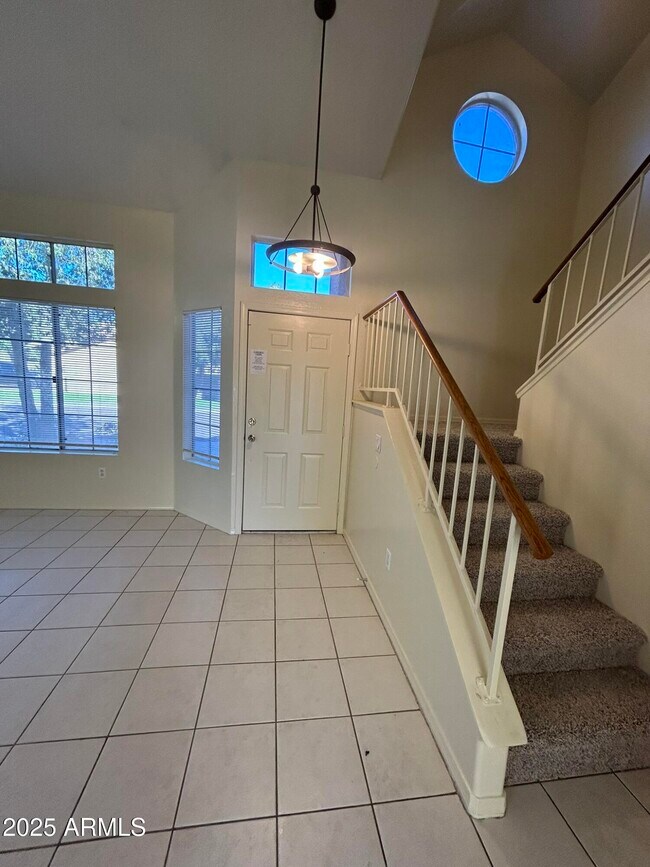 Foto del edificio - 1433 E Park Ave