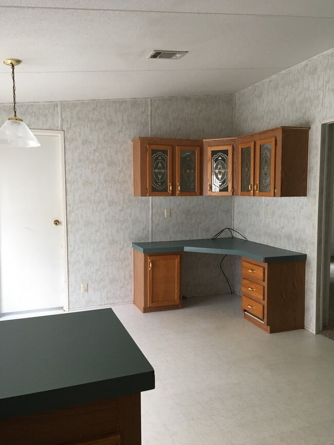 Building Photo - 4635 Summertime Dr
