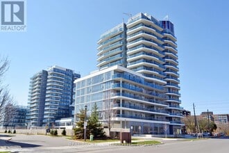 Building Photo - 9471 Yonge St