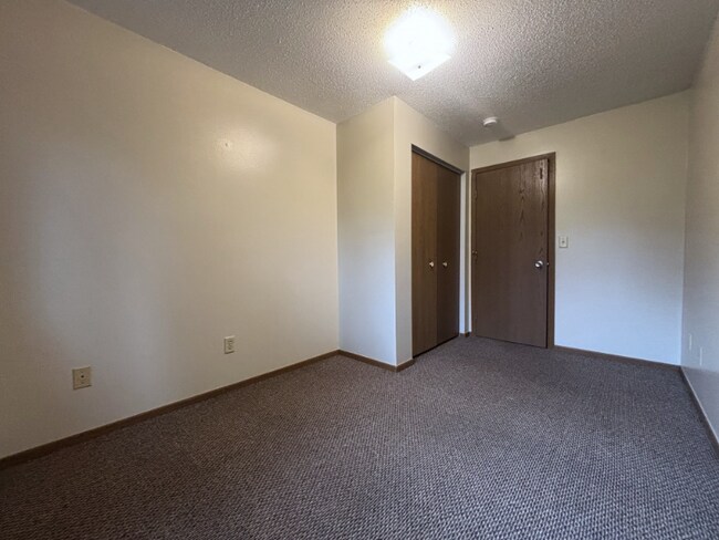 Foto del edificio - 500 12th St S