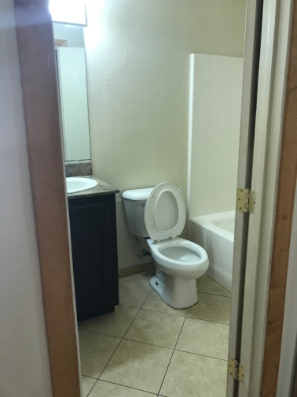 Foto del edificio - 2020 E Ambush St